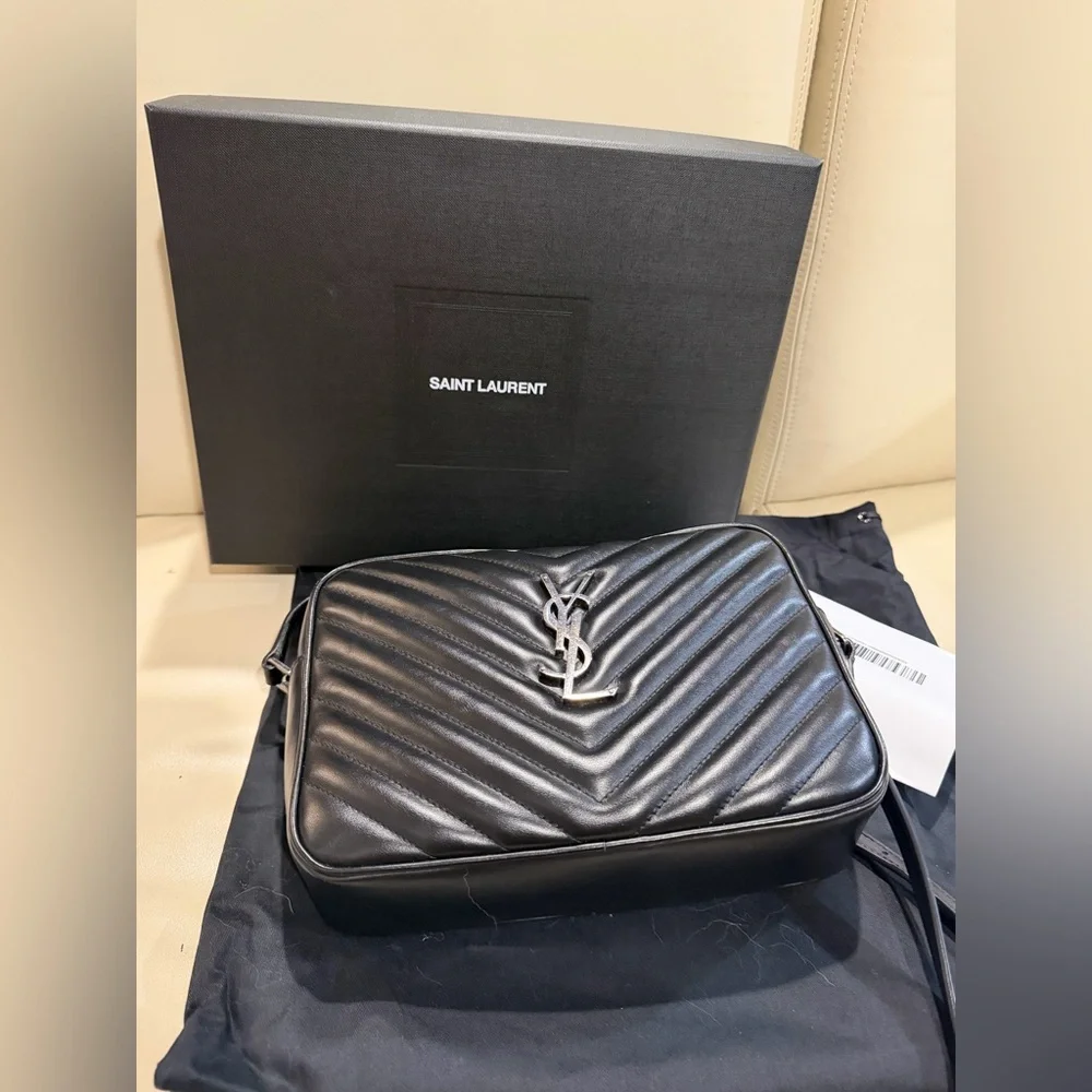 Authentic Saint Laurent Black Quilted Camera Crossbody Bag - Picture 2 of 12